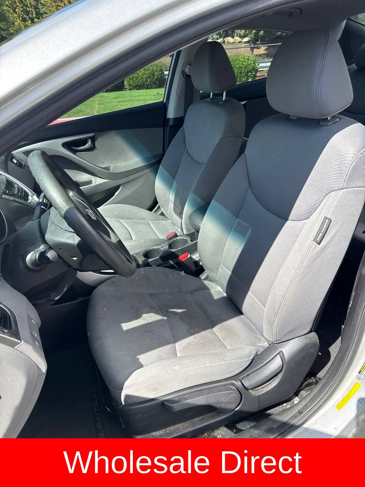Used 2012 Hyundai Elantra GLS FWD image 12