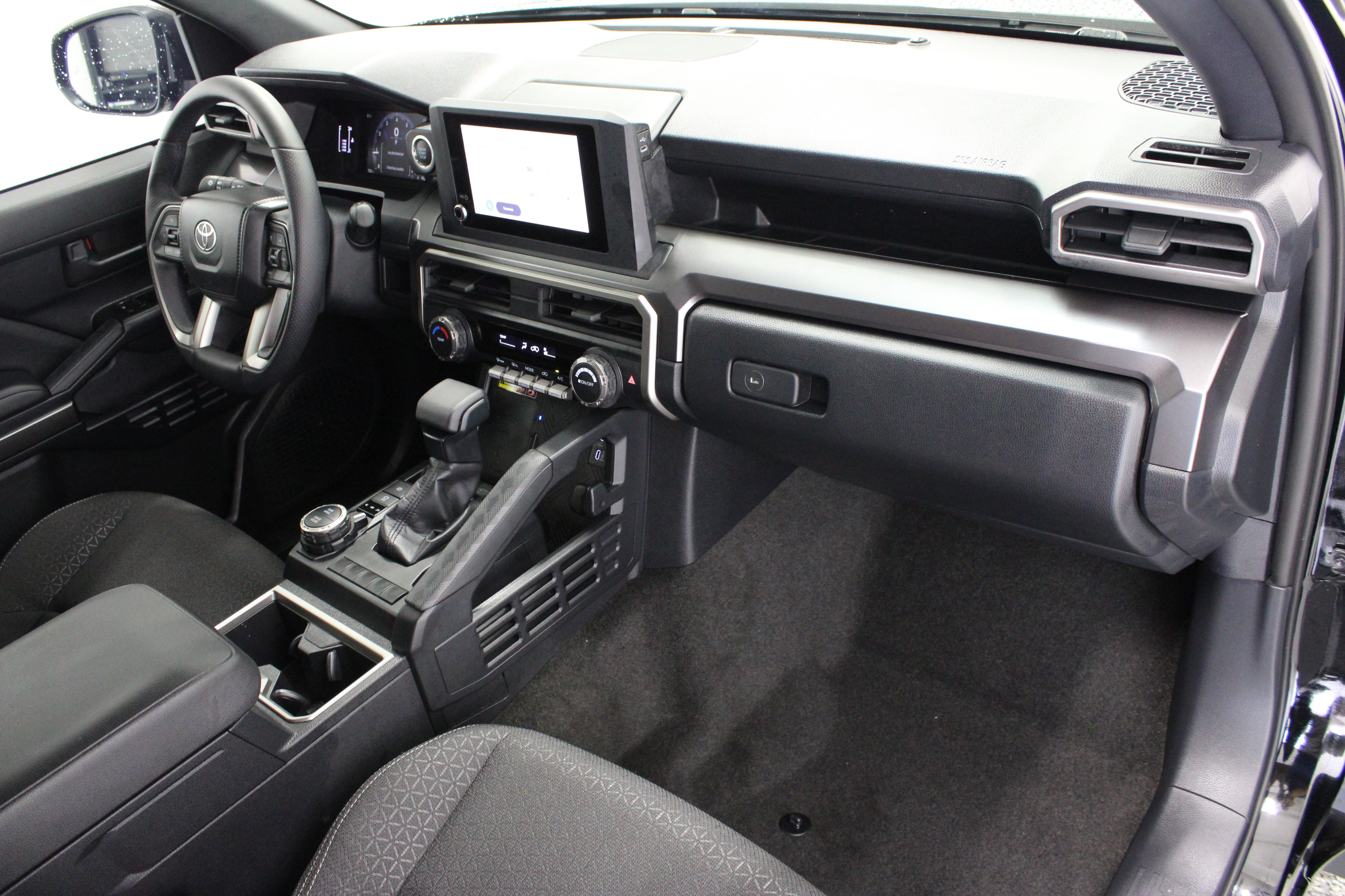 Used 2026 Toyota 4Runner SR5 AWD/4WD image 35