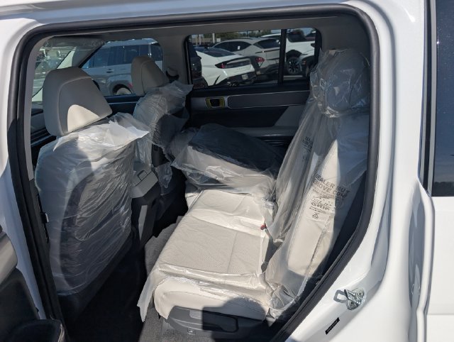 New 2027 Hyundai Santa Fe SEL w/ Tow & Go Package FWD image 10