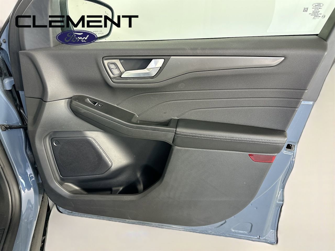 New 2025 Ford Escape SE image 32