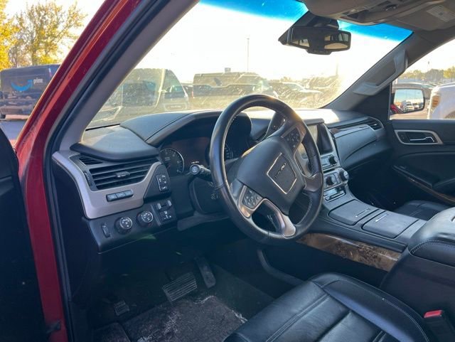 Used 2015 GMC Yukon Denali w/ Touring Package AWD/4WD image 2