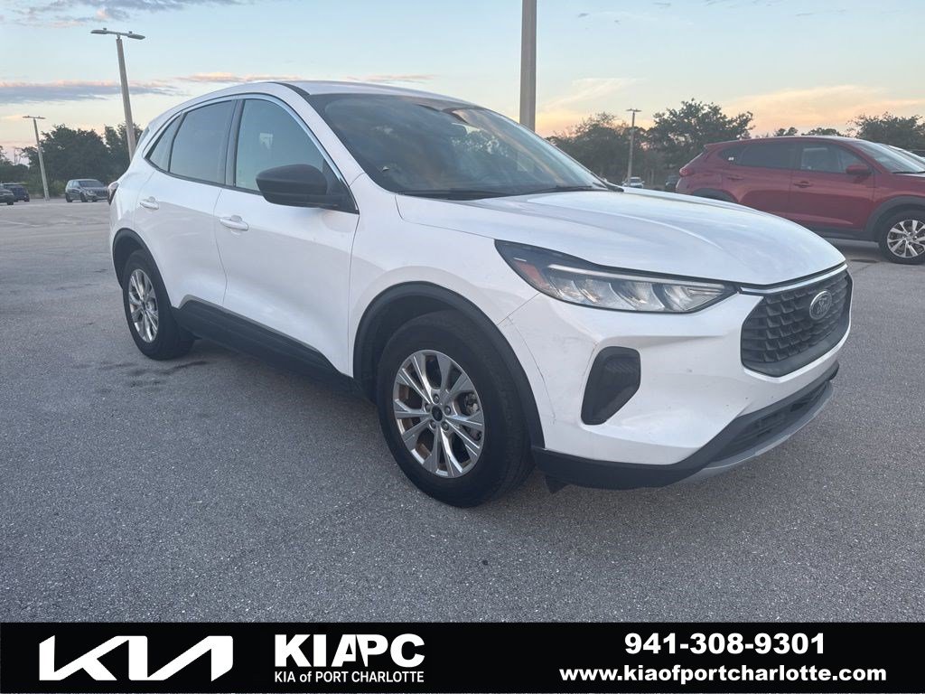 Used 2024 Ford Escape Active