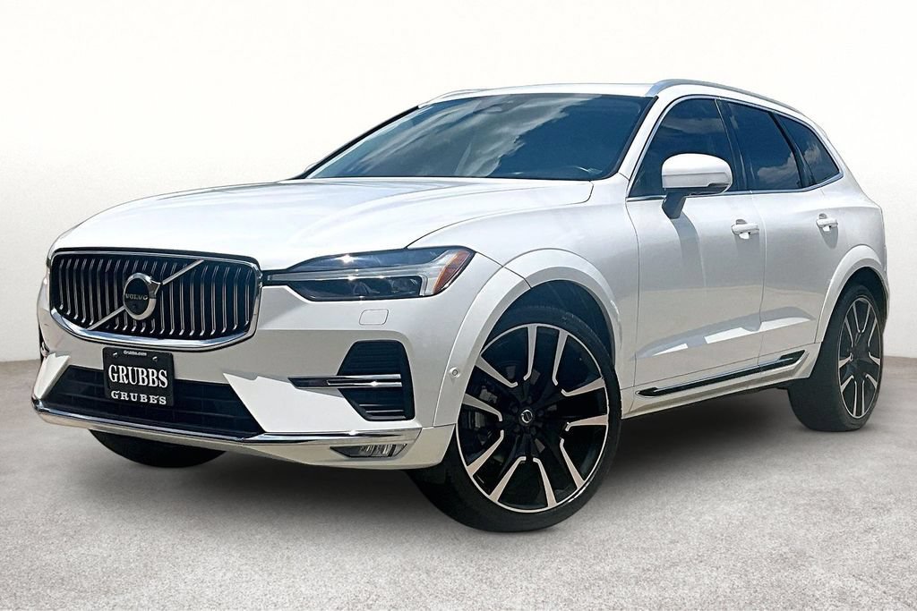 Used 2023 Volvo XC60 B5 Ultimate w/ Protection Package Premier FWD image 16