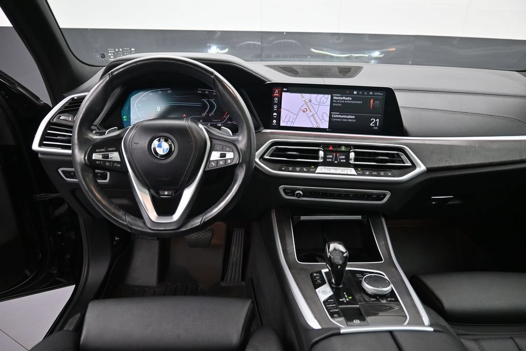 Used 2022 BMW X5 xDrive40i w/ Premium Package AWD/4WD image 11