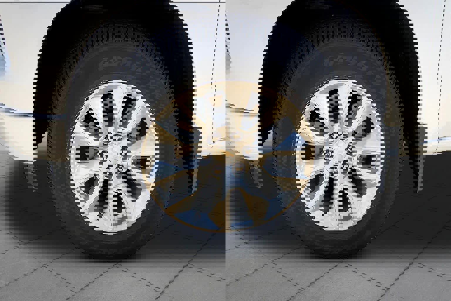 Used 2024 Chevrolet Silverado 1500 Custom image 19