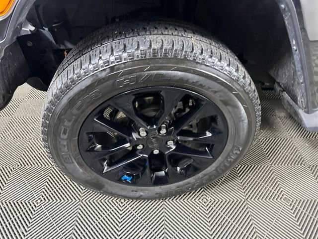 Used 2022 Jeep Wrangler Unlimited Sahara w/ Cold Weather Group image 9