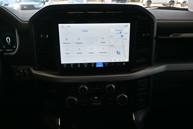 Used 2022 Ford F150 Lightning XLT image 17