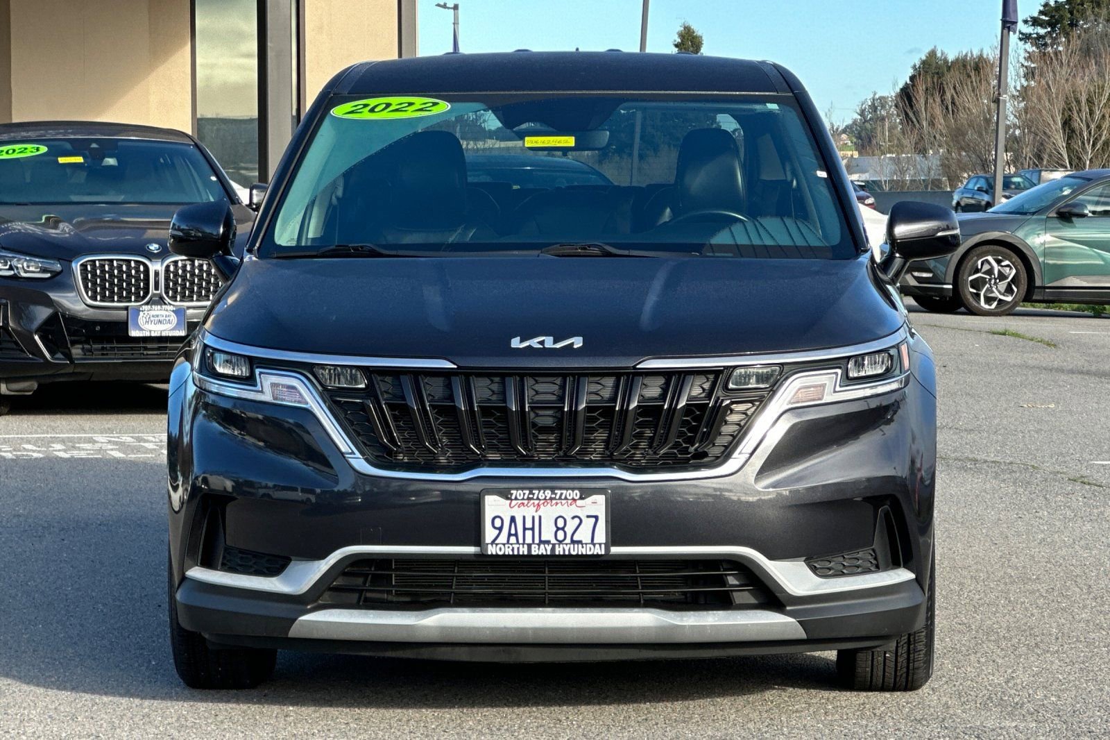 Used 2022 Kia Carnival LX image 9