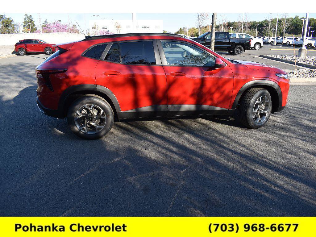 New 2026 Chevrolet Trax LT w/ Driver Confidence Package image 8