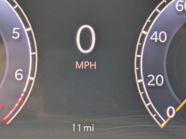 New 2025 Jeep Grand Cherokee Laredo w/ Luxury Tech Group I AWD/4WD image 32