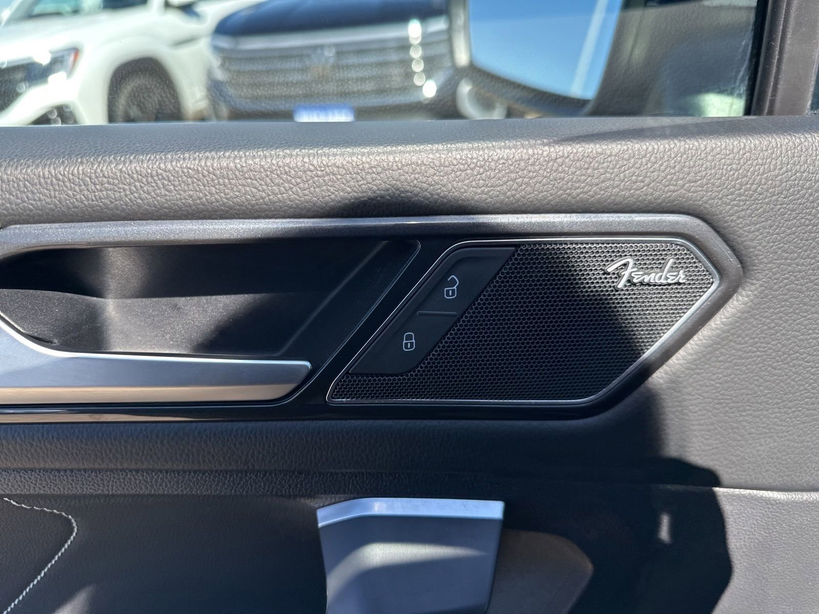 Certified 2022 Volkswagen Tiguan SEL R-Line image 19