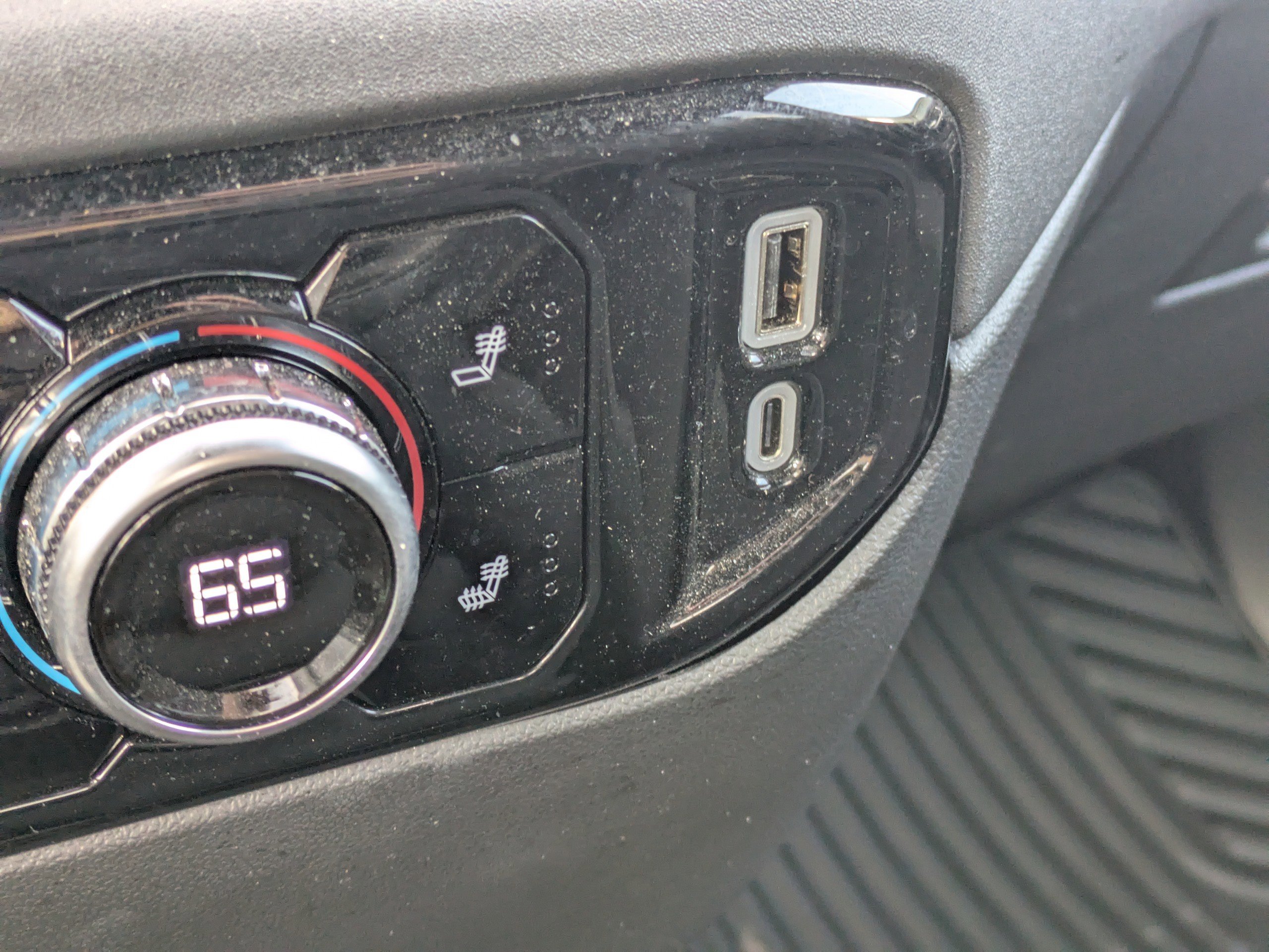 Used 2024 GMC Sierra 1500 Elevation image 26