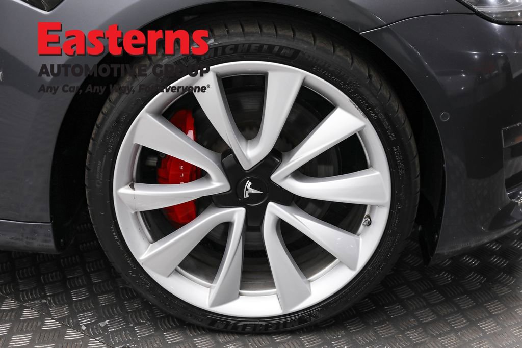 Used 2018 Tesla Model 3 Performance image 27