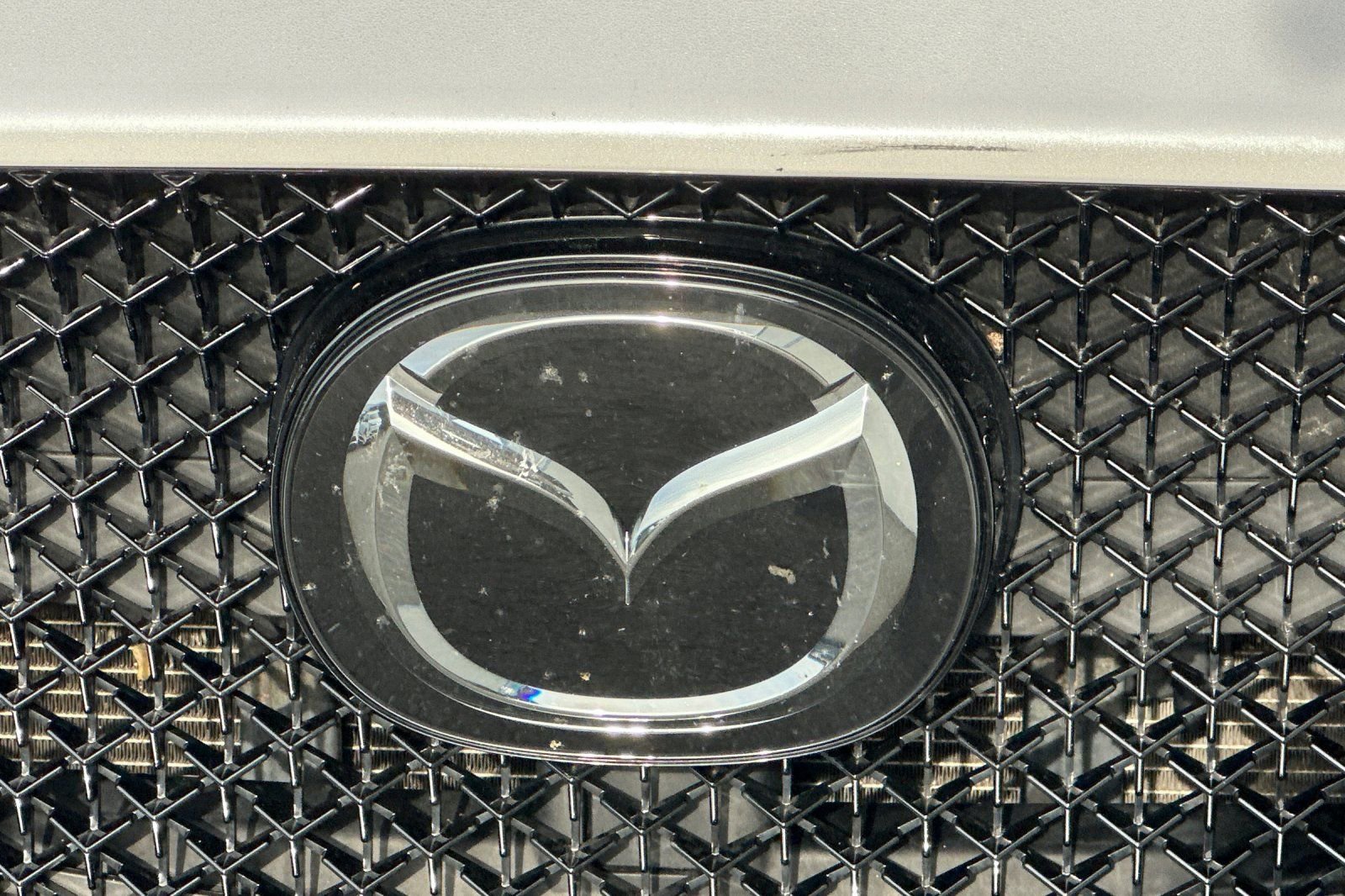 Used 2018 MAZDA CX-5 Touring w/ Preferred Equipment Package FWD image 40