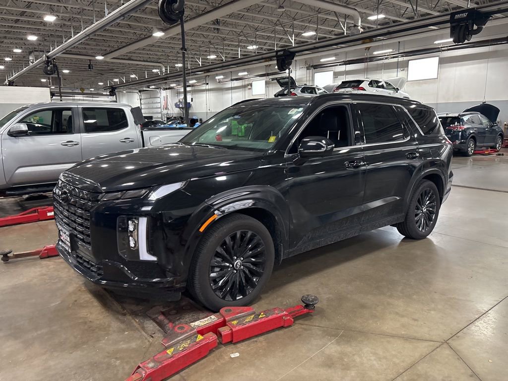 Used 2025 Hyundai Palisade Calligraphy image 7