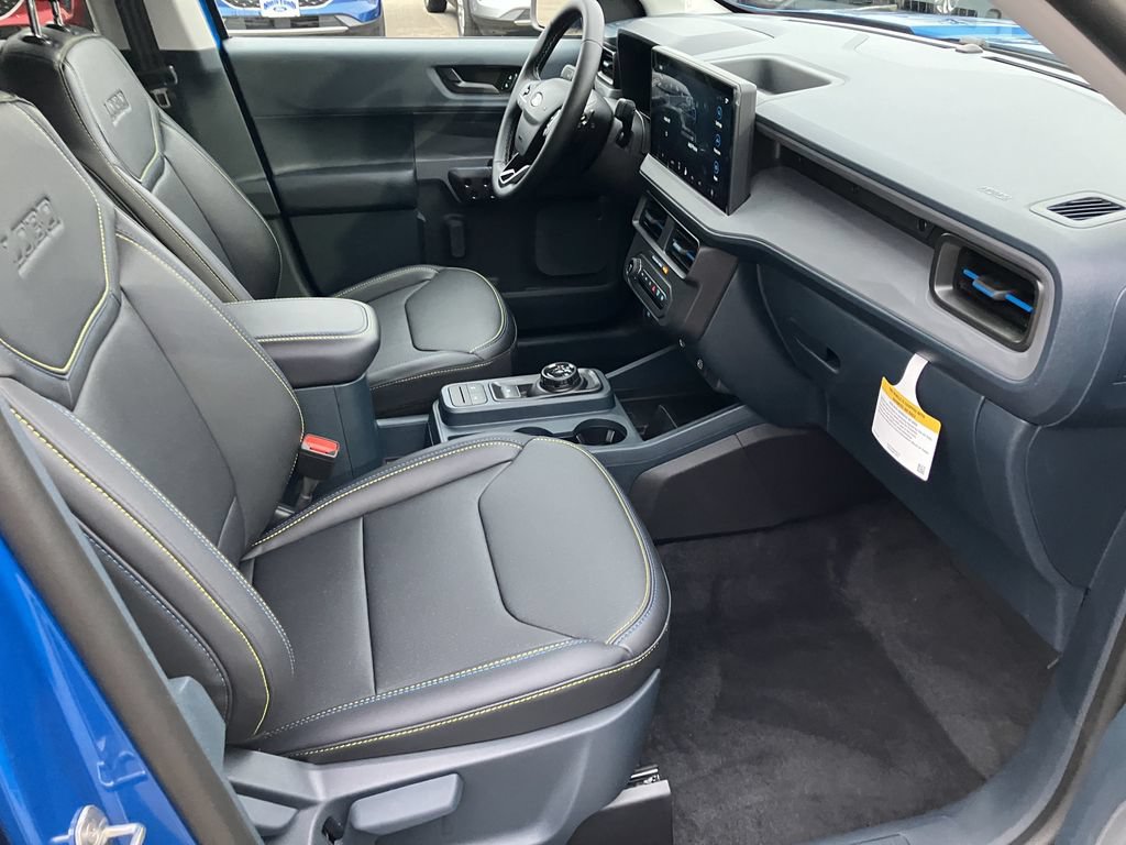 Used 2025 Ford Maverick Lobo AWD/4WD image 15