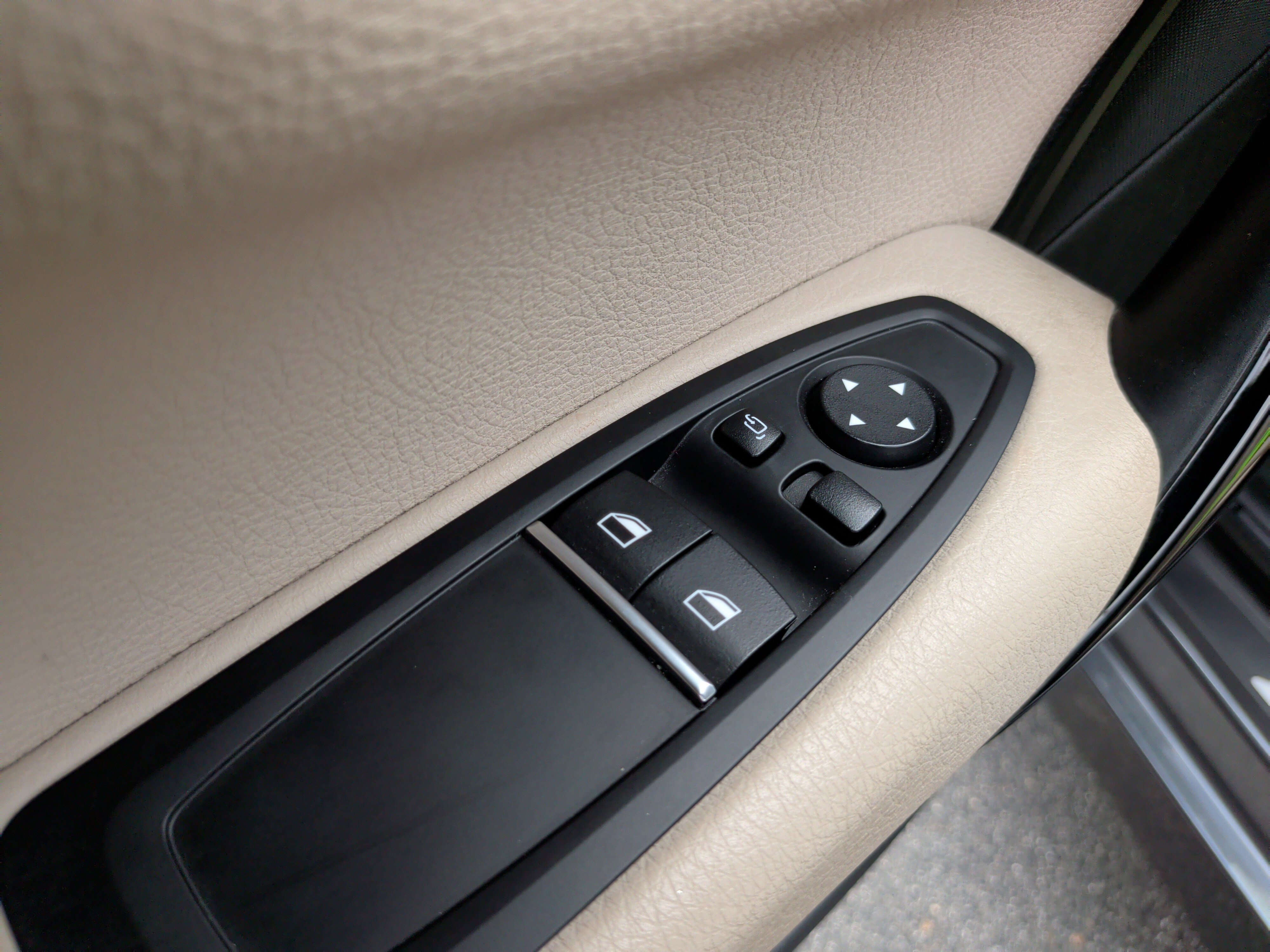 Used 2020 BMW 230i Coupe w/ Convenience Package image 27