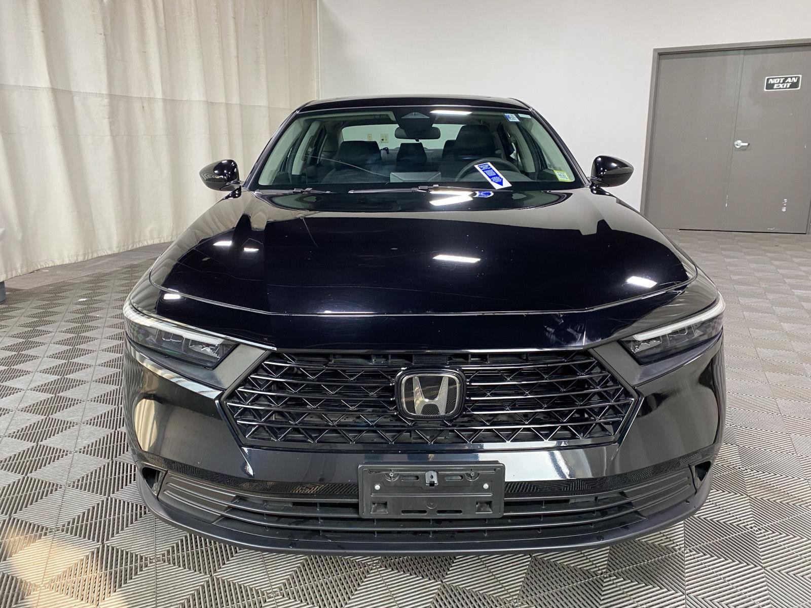 Certified 2023 Honda Accord EX image 2