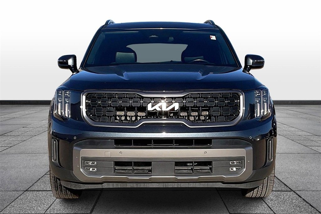 Used 2023 Kia Telluride SX X-Line image 3
