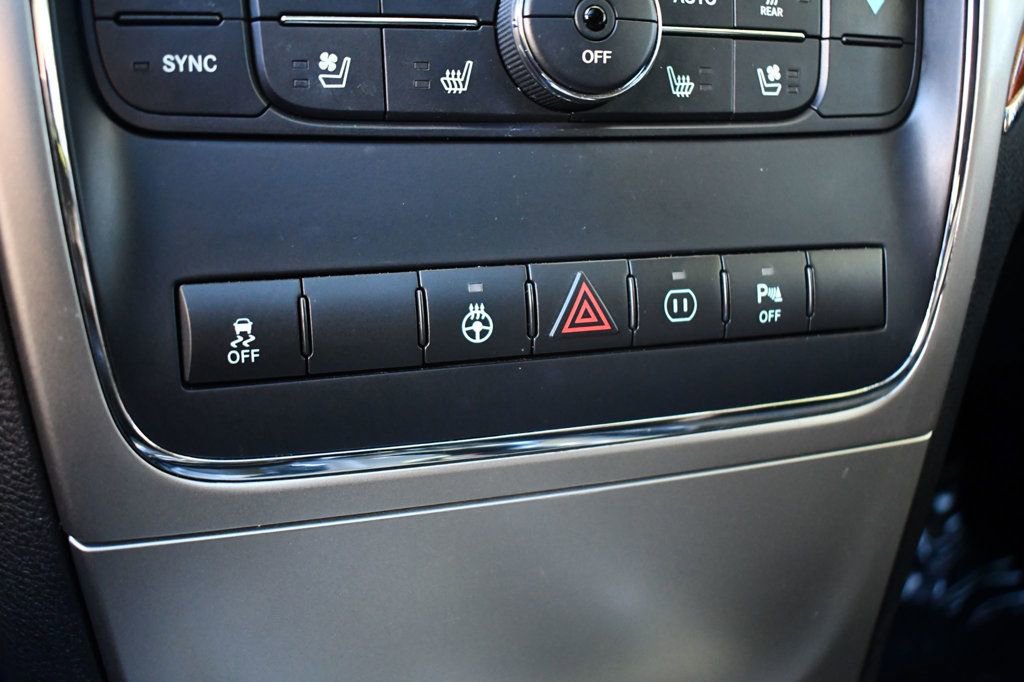 Used 2012 Jeep Grand Cherokee Overland image 31