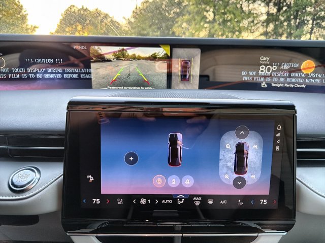 New 2026 Lincoln Nautilus Reserve AWD/4WD image 17