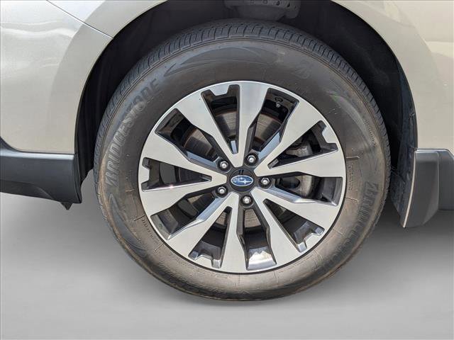 Used 2017 Subaru Outback 2.5i Limited AWD/4WD image 14