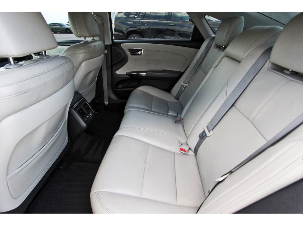 Used 2013 Toyota Avalon Limited FWD image 7