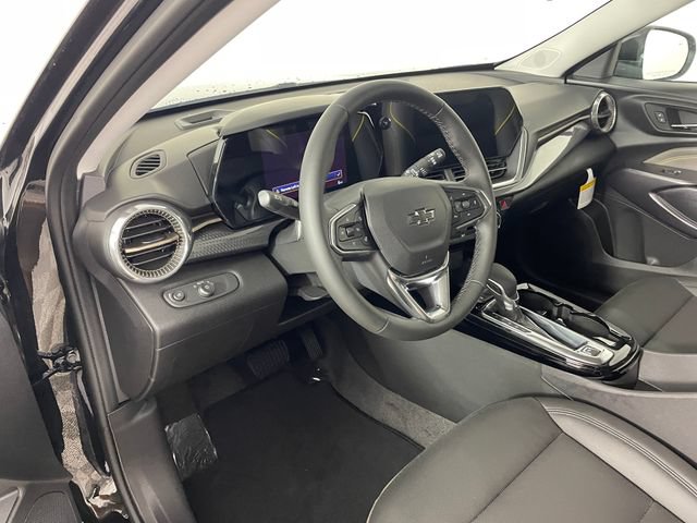 New 2026 Chevrolet Trax ACTIV w/ Driver Confidence Package FWD image 2