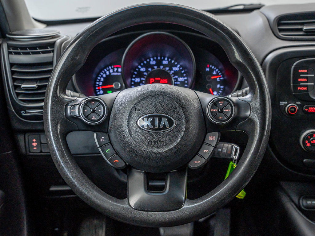 Used 2017 Kia Soul FWD image 33