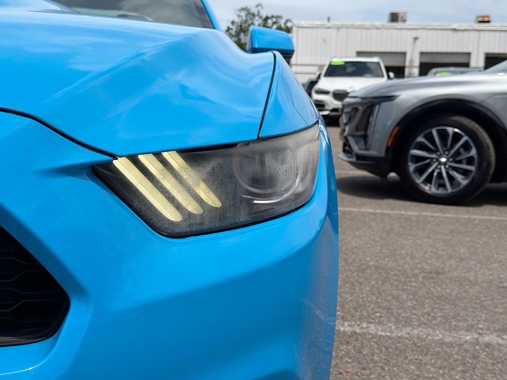 Used 2017 Ford Mustang Coupe image 9