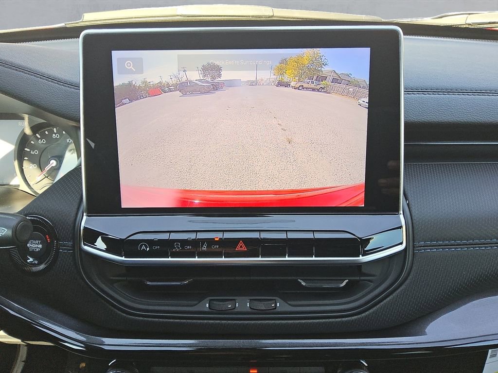 New 2026 Jeep Compass Latitude image 20