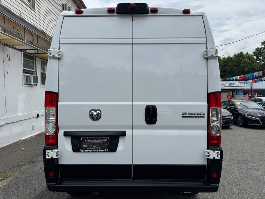Used 2024 RAM ProMaster 2500 w/ Convenience Group FWD image 6