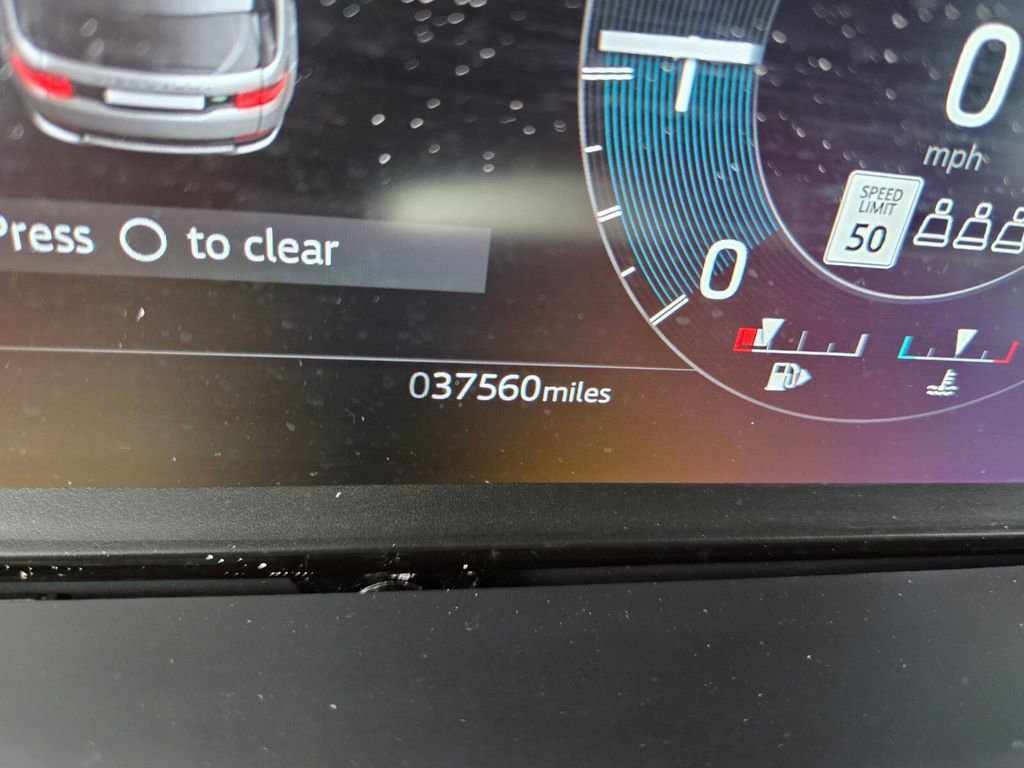 Used 2021 Land Rover Discovery Sport SE R-Dynamic AWD/4WD image 22