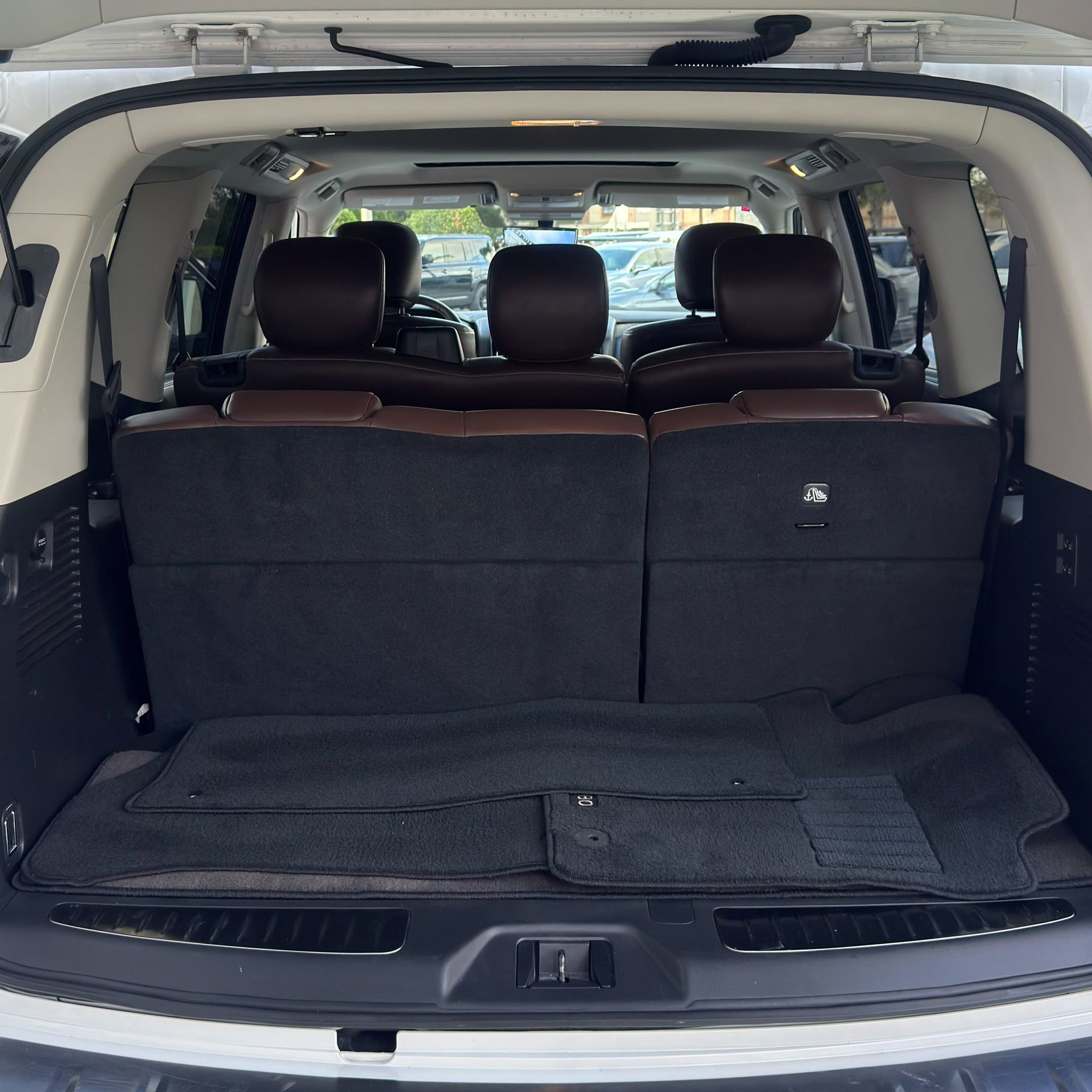 Used 2024 INFINITI QX80 Premium Select w/ Cargo Package image 38