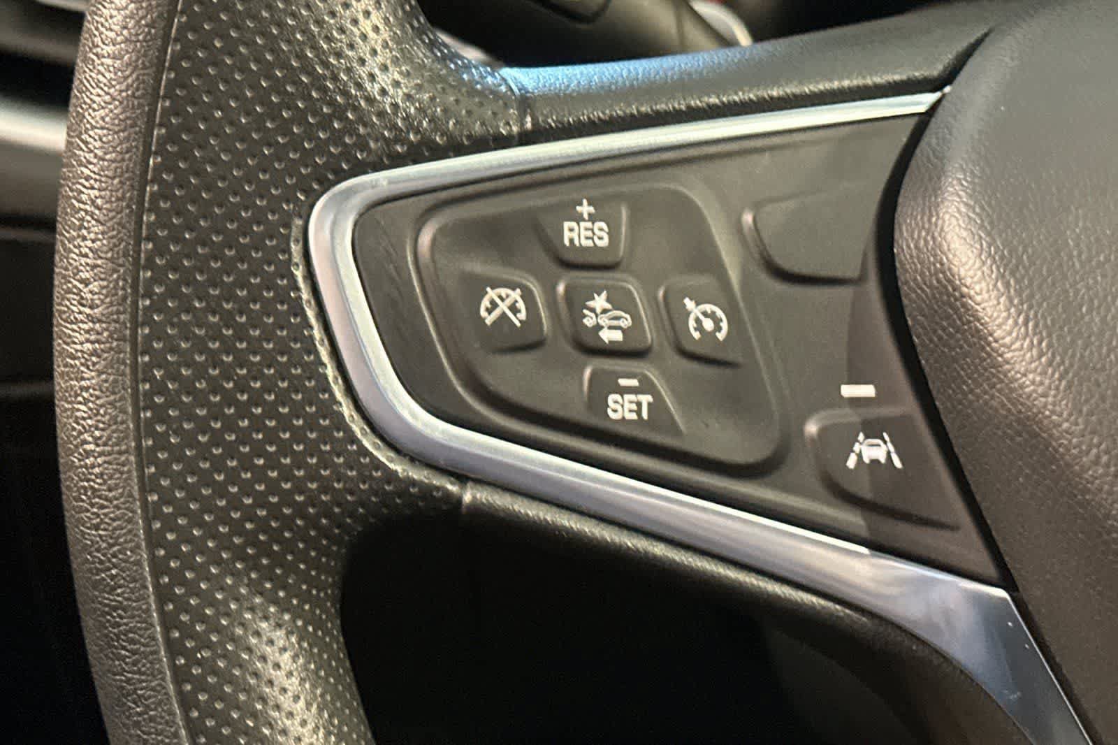 Used 2024 Chevrolet Malibu LT FWD image 30