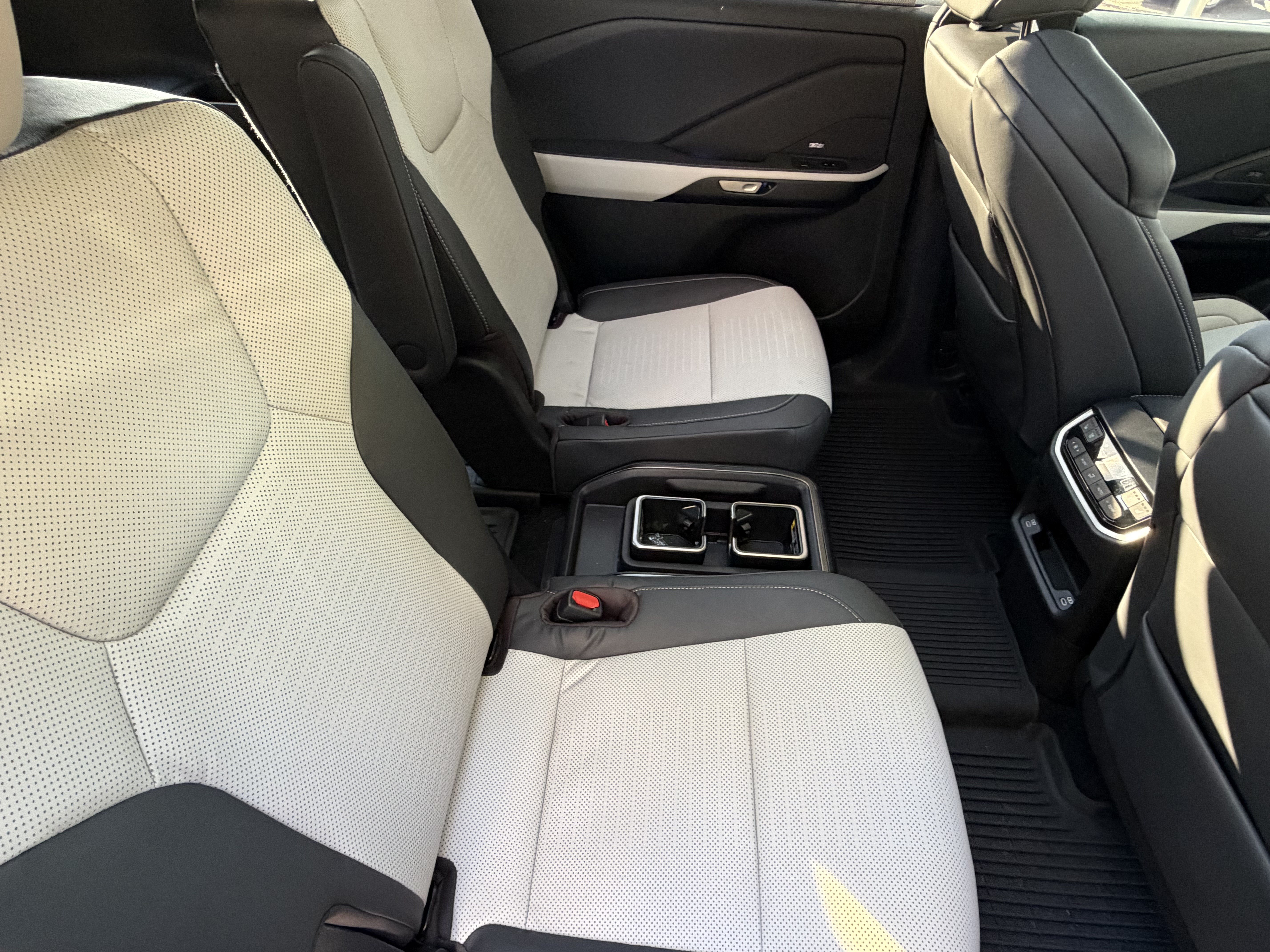 Used 2025 Lexus TX 350 AWD image 40
