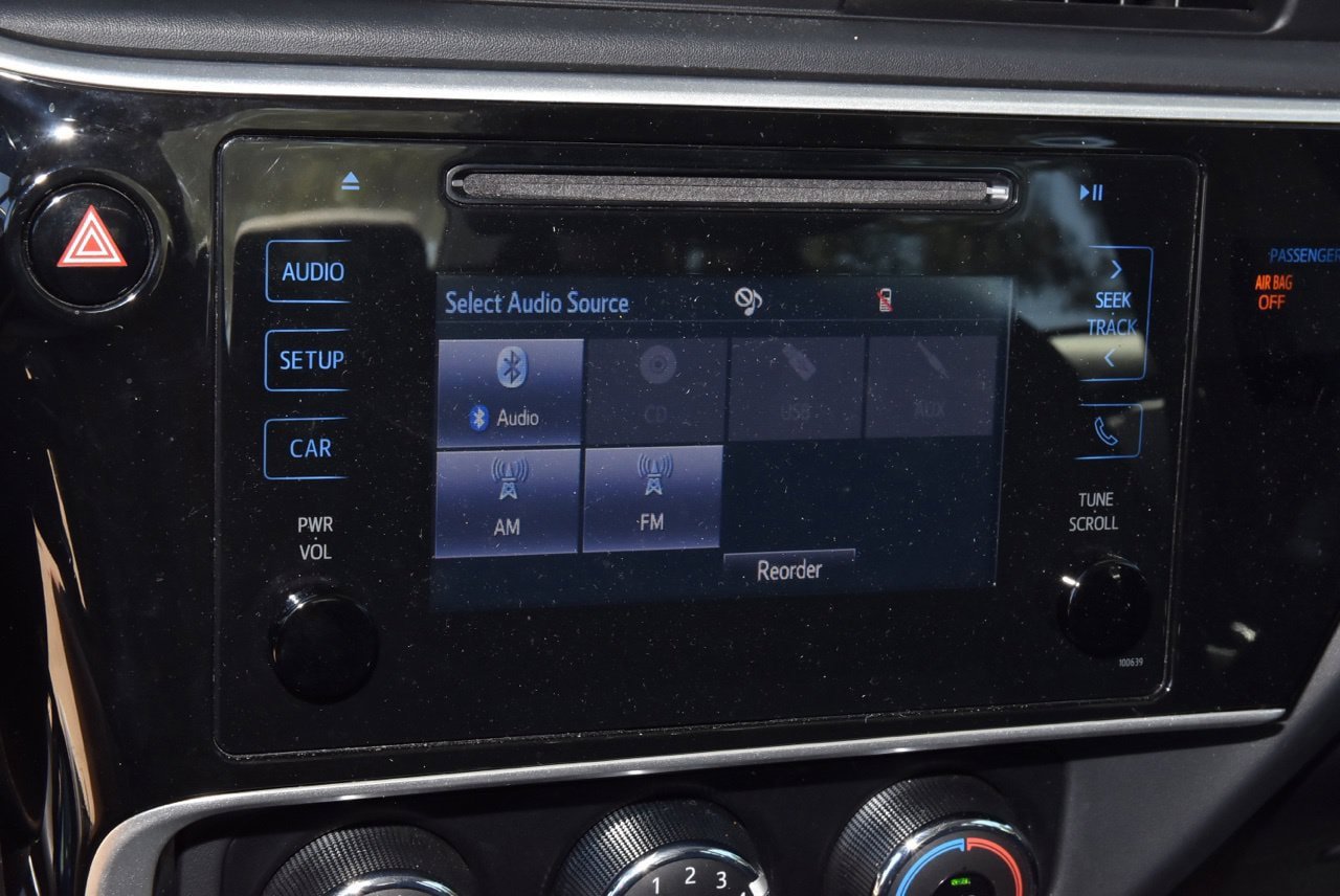 Used 2018 Toyota Corolla L FWD image 26