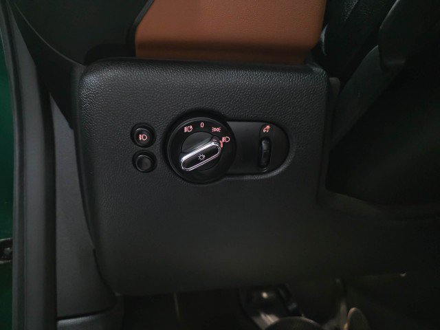 Used 2021 MINI Cooper S FWD image 30