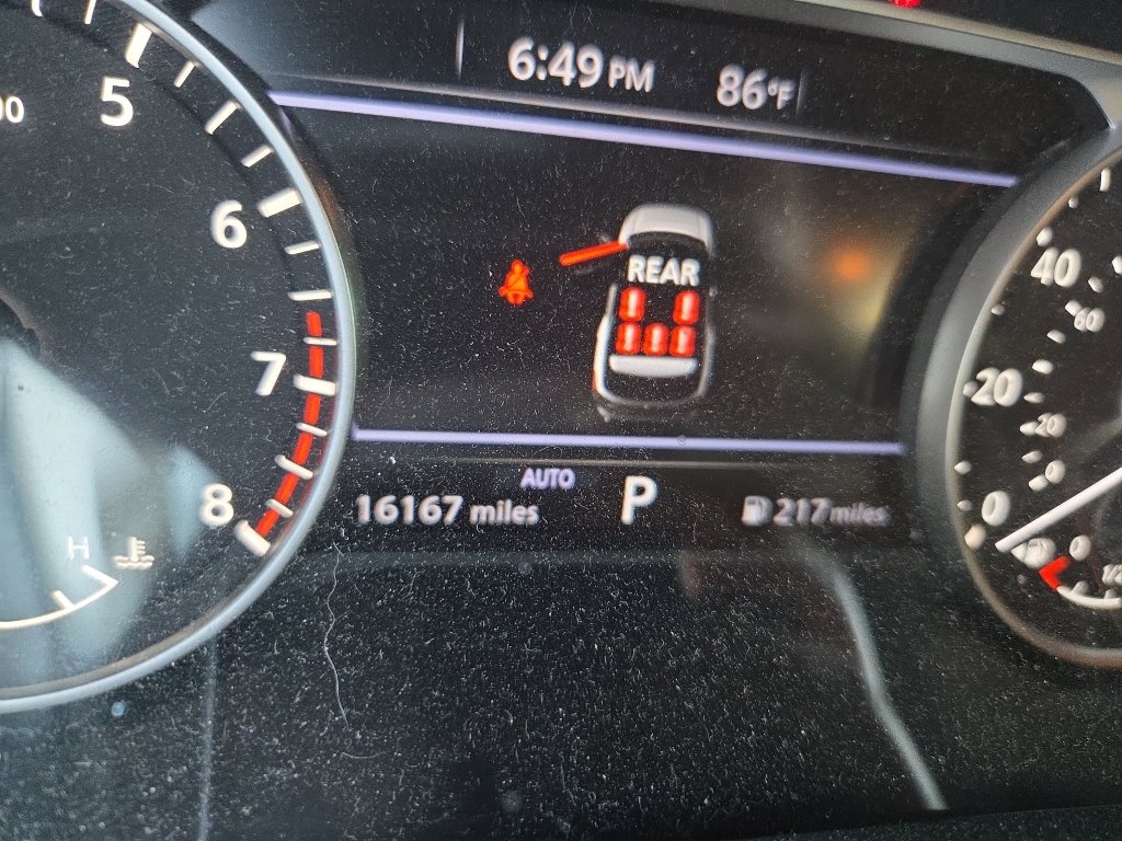 Used 2025 Nissan Pathfinder Rock Creek image 2