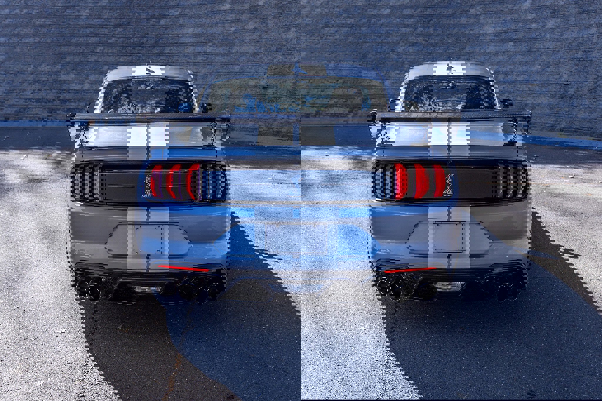 Used 2022 Ford Mustang Shelby GT500 w/ Carbon Fiber Track Pack image 8