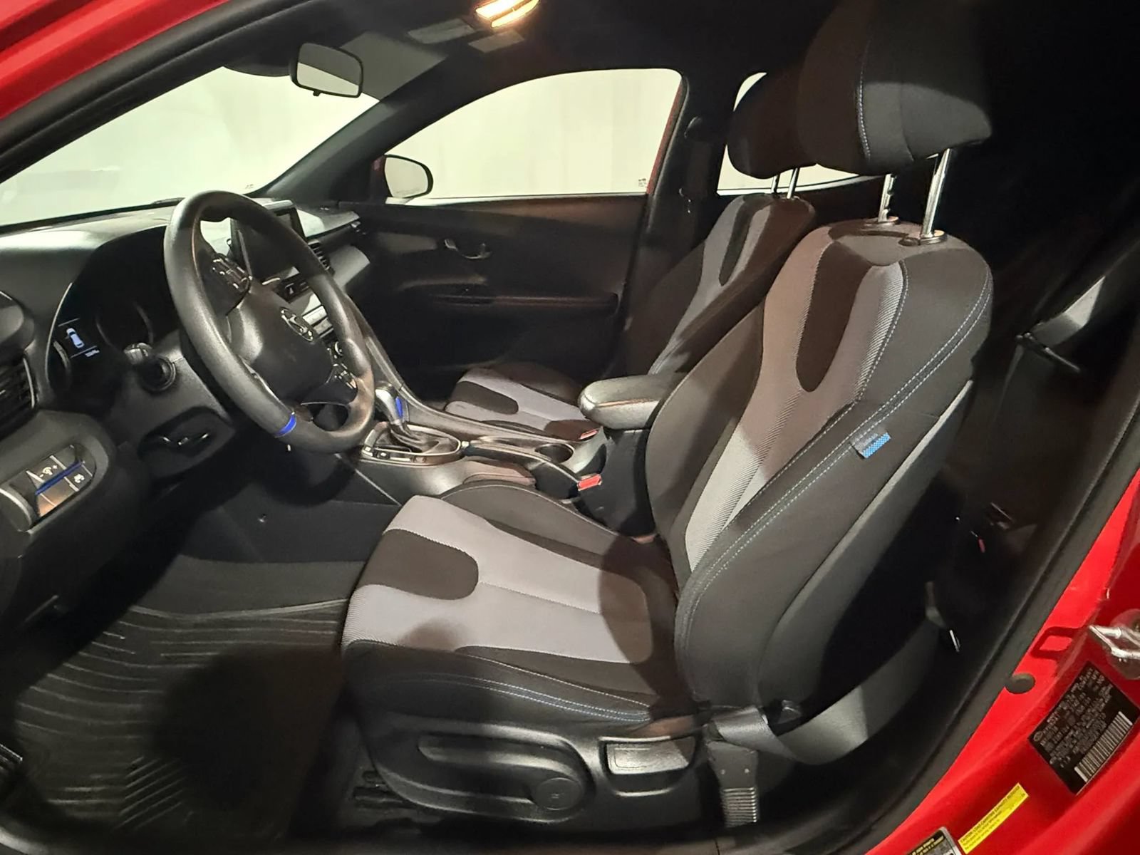 Used 2019 Hyundai Veloster 2.0 FWD image 26