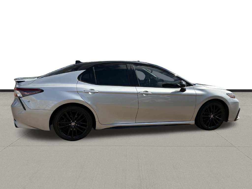 Used 2021 Toyota Camry XSE FWD image 6