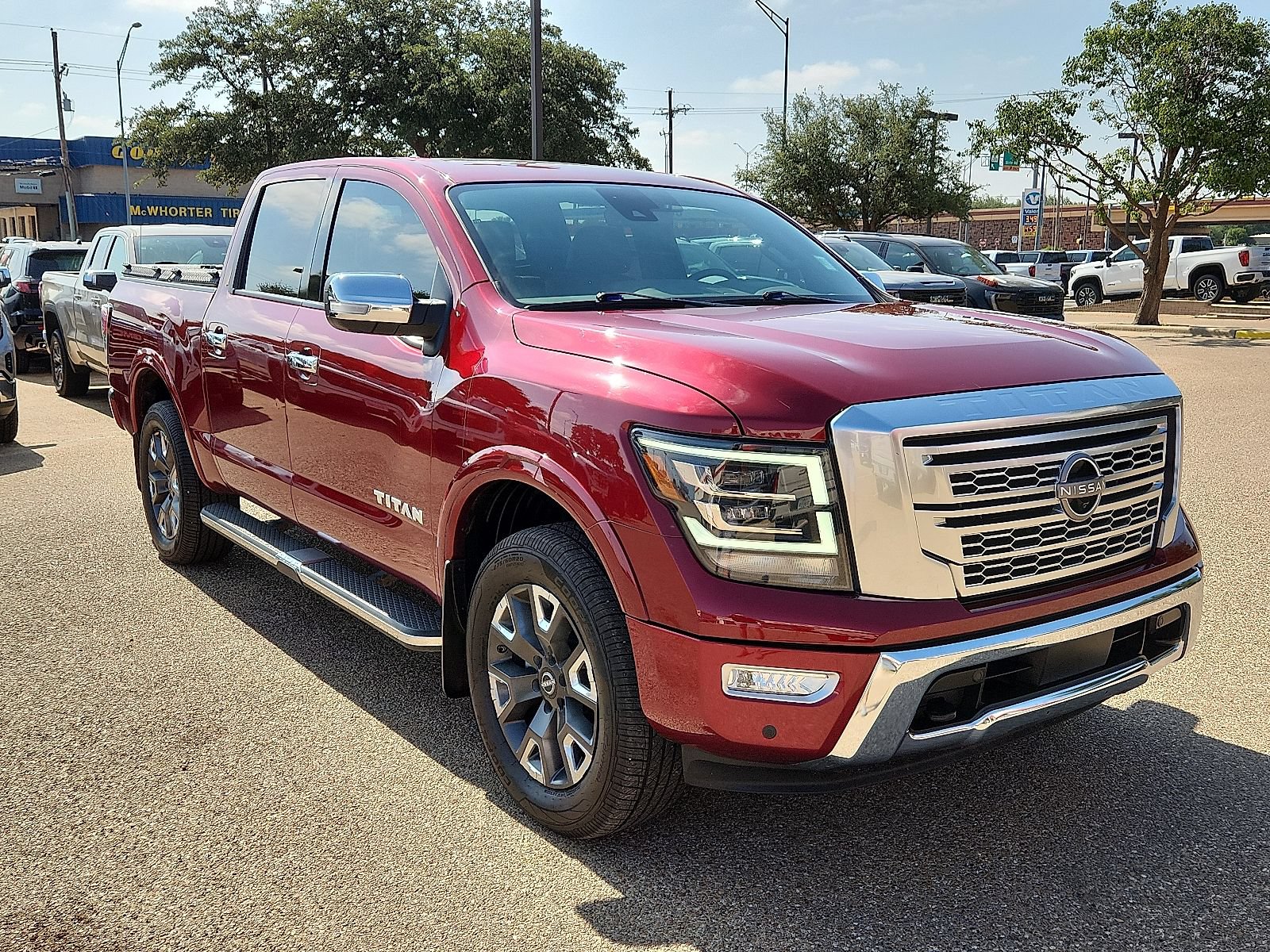 Used 2023 Nissan Titan Platinum Reserve w/ Moonroof Package AWD/4WD image 7