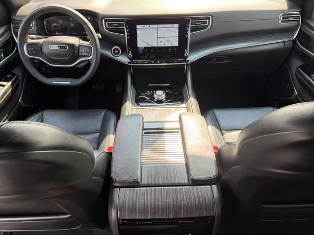 Used 2024 Jeep Wagoneer Series II w/ Flexible Seating Group AWD/4WD image 23