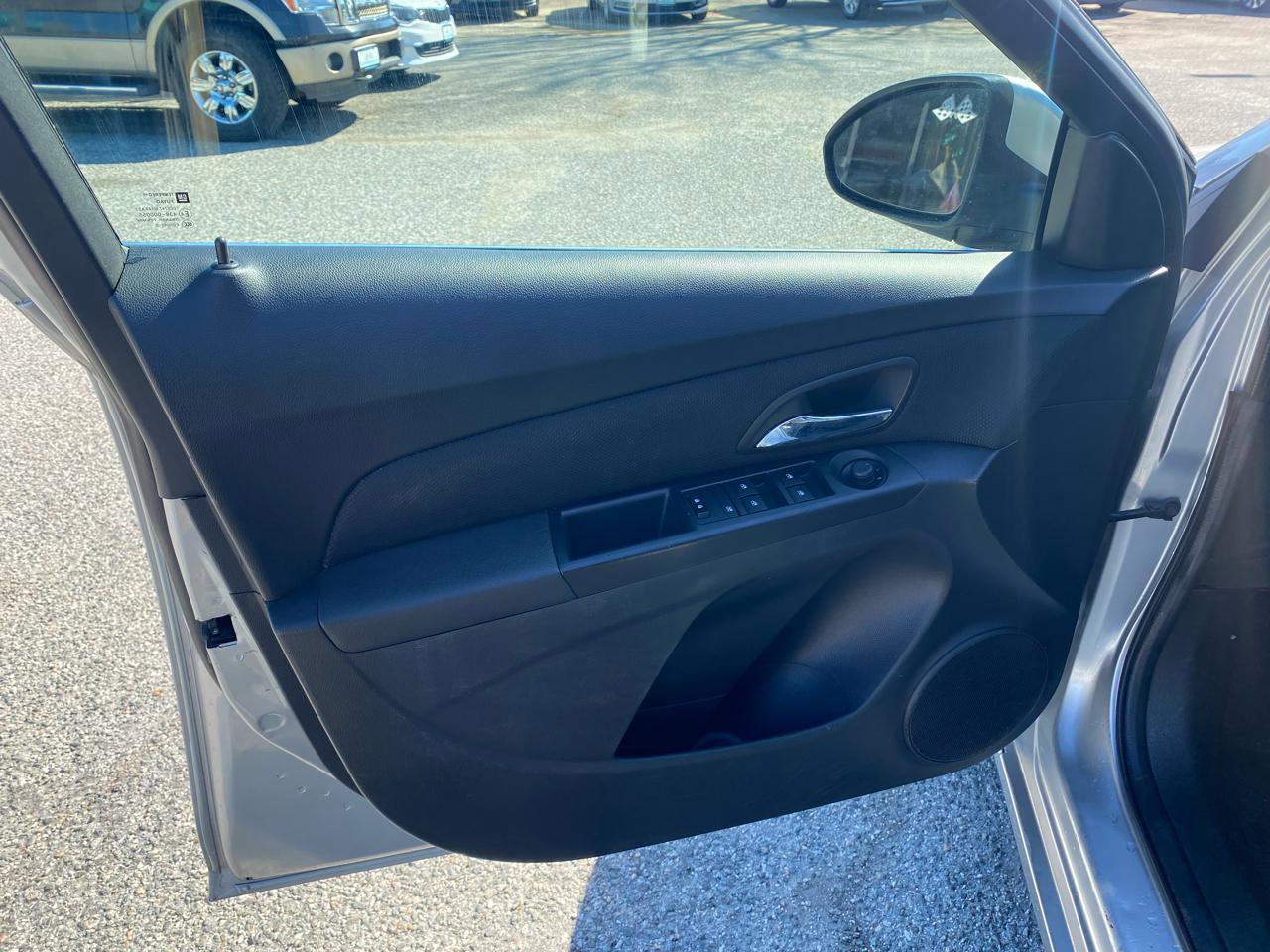 Used 2016 Chevrolet Cruze LTZ image 15