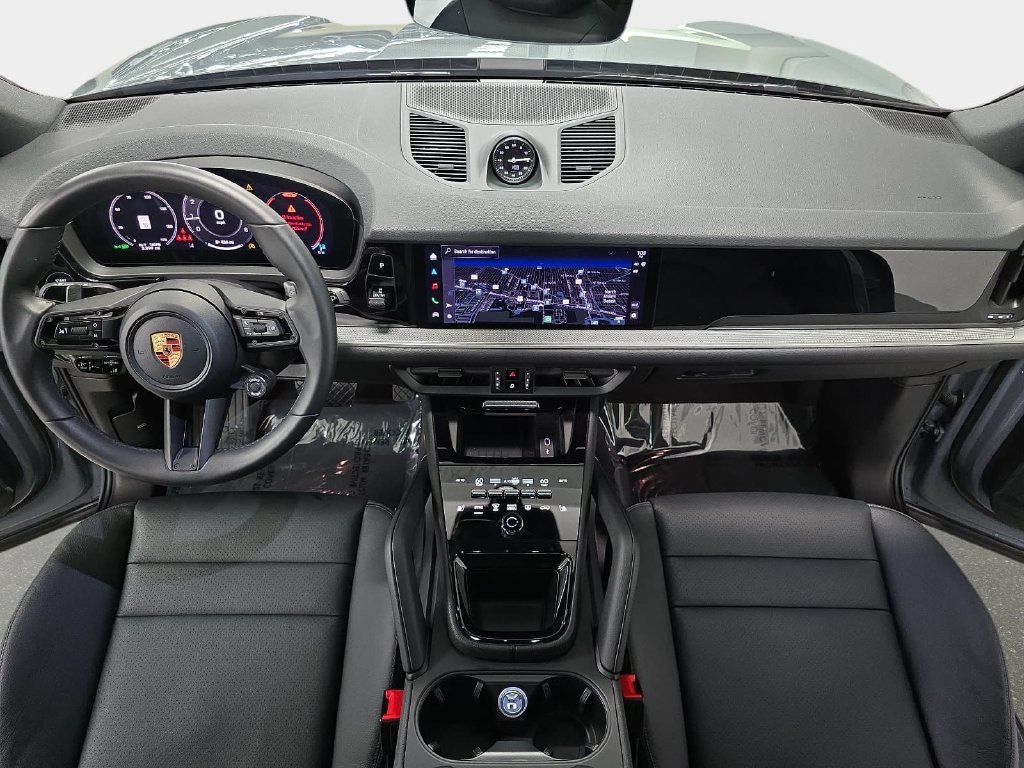 Certified 2026 Porsche Cayenne AWD/4WD image 12