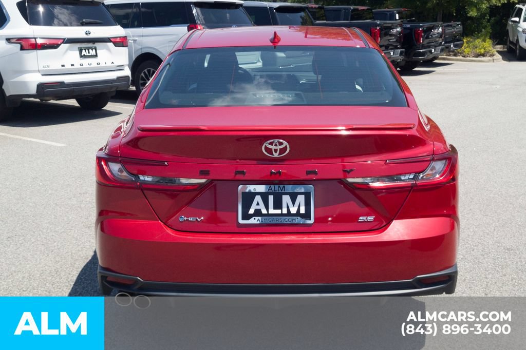 Used 2025 Toyota Camry SE FWD image 6