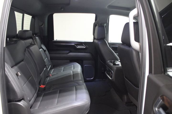 Used 2024 GMC Sierra 2500 SLT w/ SLT Convenience Package image 43