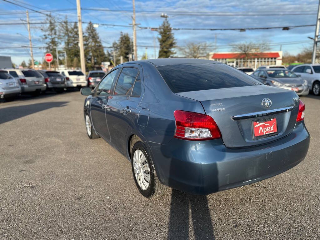 Used 2010 Toyota Yaris Sedan FWD image 9