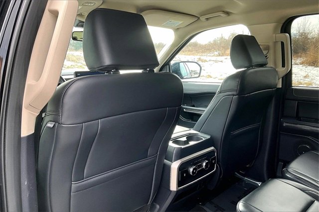 Used 2024 Ford Expedition Max XLT image 37